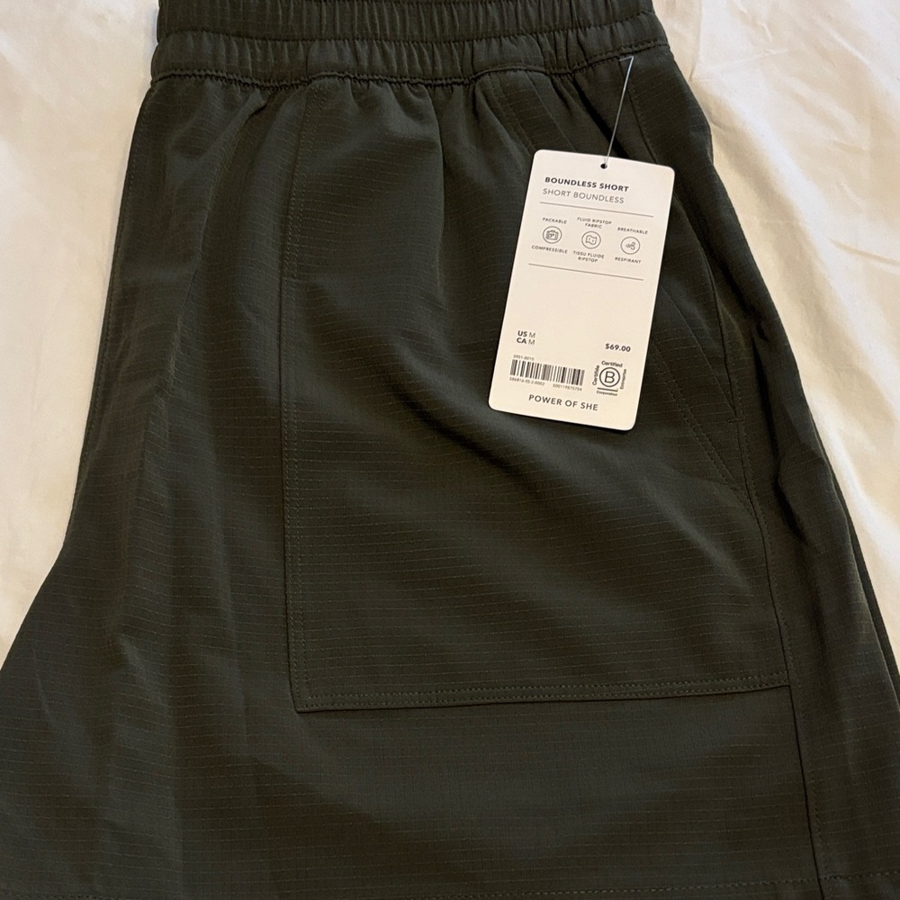 Athleta Women’s Dark Green Boundless Shorts
